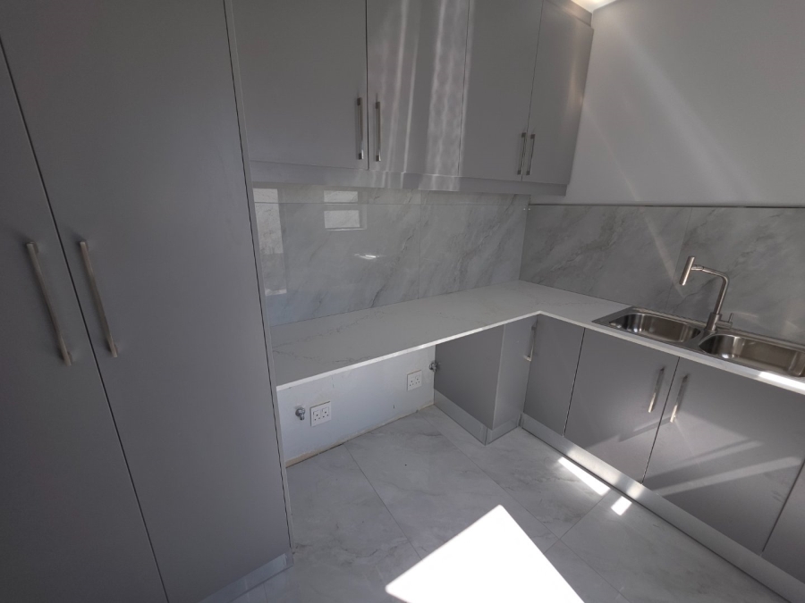 4 Bedroom Property for Sale in Sandown Western Cape